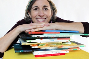 Biblio... què?, Pepa Contes