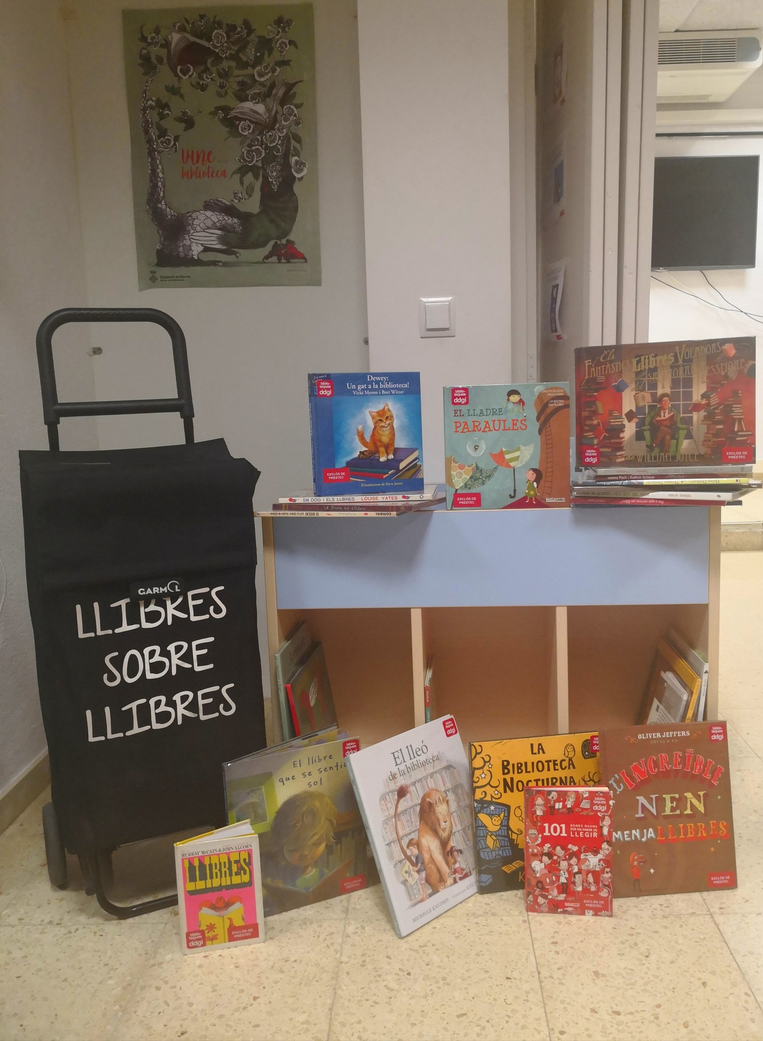 BIBLIOCARRETÓ "LLIBRES SOBRE LLIBRES"