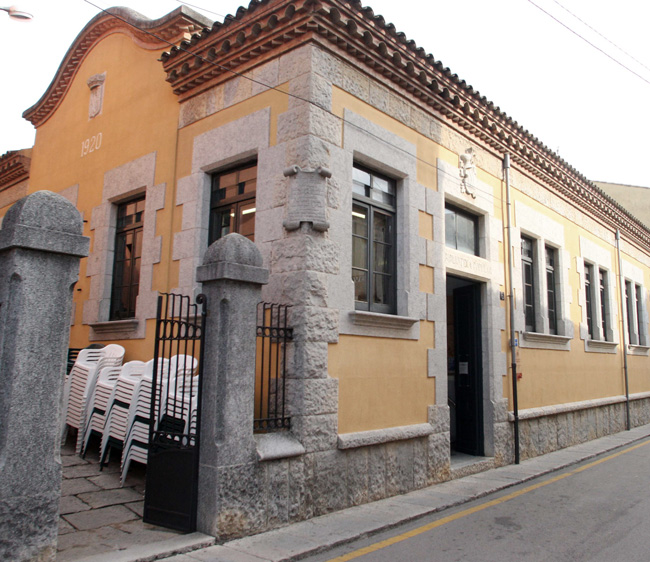 Caldes de Malavella - Biblioteca Municipal Francesc Ferrer i Guàrdia - Caldes de Malavella